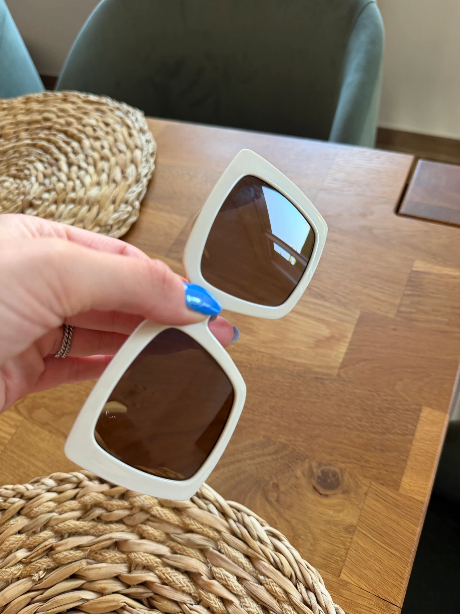 Beige / white sunglasses stradivarius – photo 4